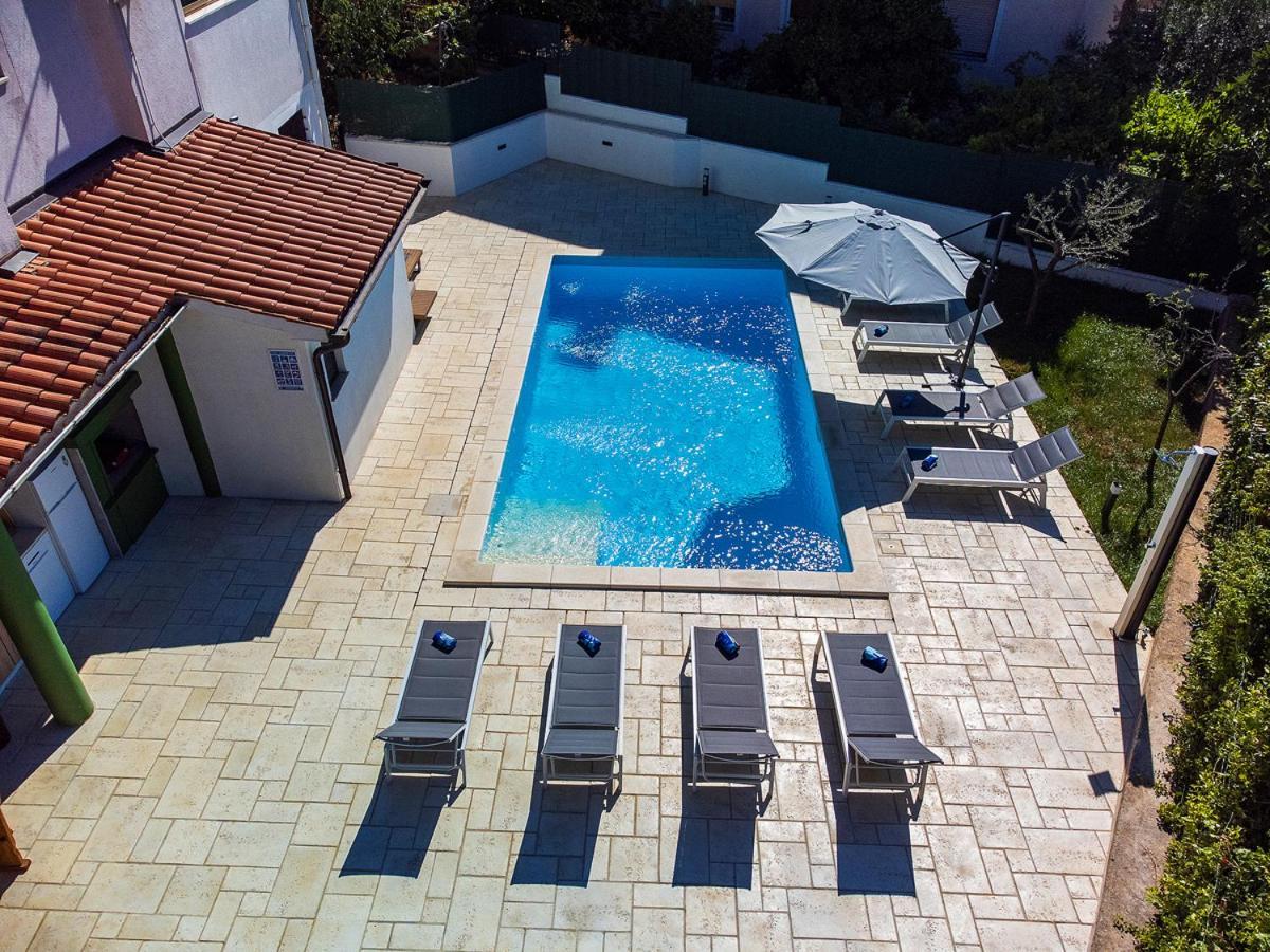 Big Swimming Pool Apartment Monvidal بولا المظهر الخارجي الصورة