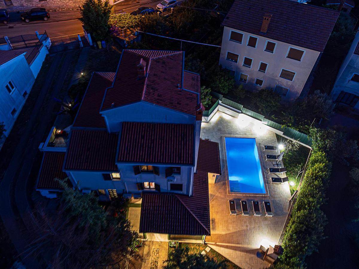Big Swimming Pool Apartment Monvidal بولا المظهر الخارجي الصورة