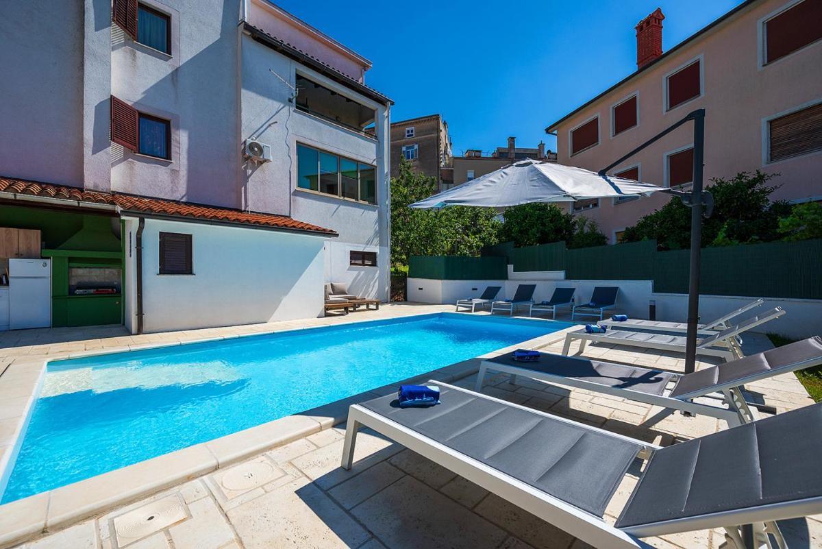 Big Swimming Pool Apartment Monvidal بولا المظهر الخارجي الصورة