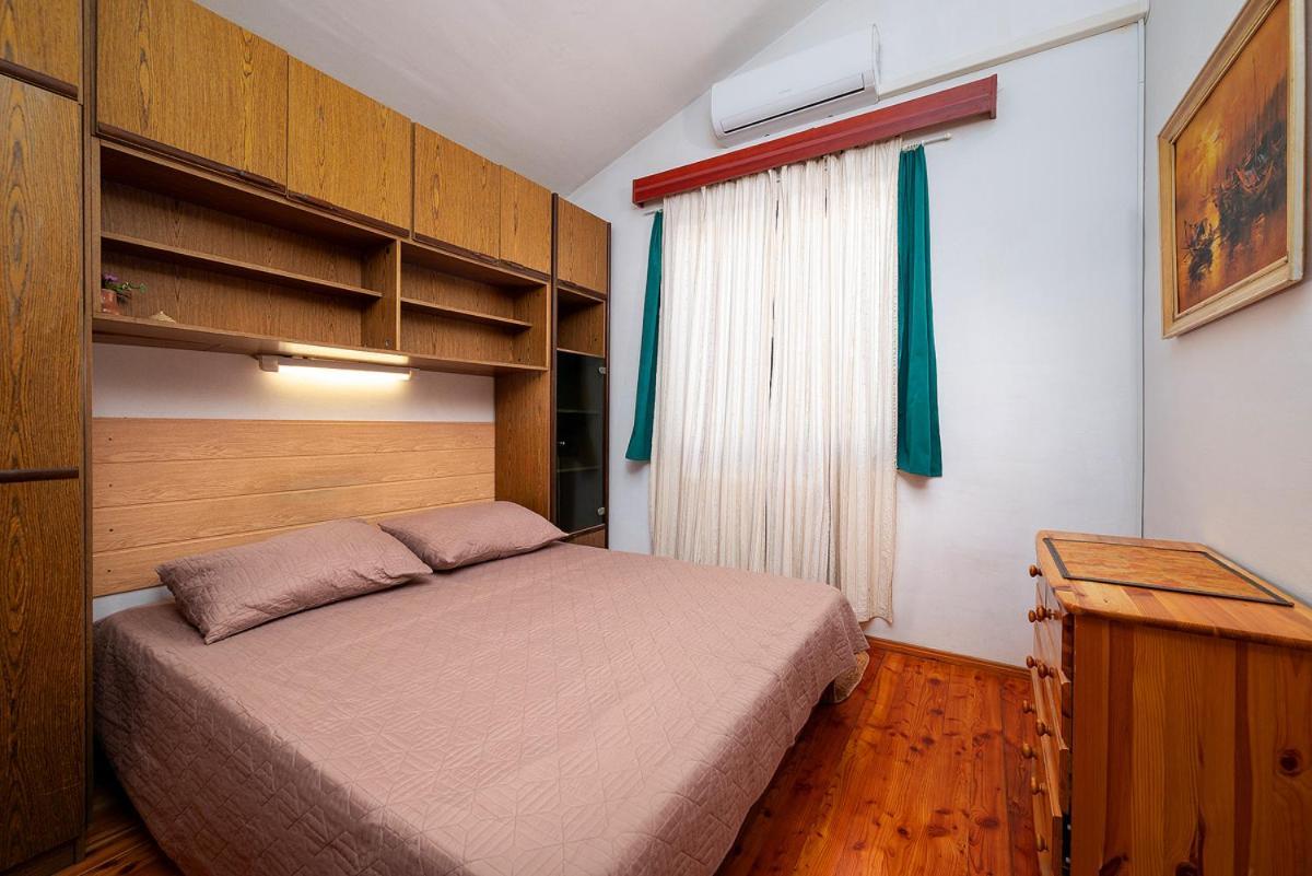 Big Swimming Pool Apartment Monvidal بولا المظهر الخارجي الصورة